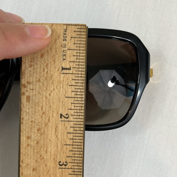 Tory Burch 7125 Polarized Large Rim Sunclasses - Picture 11 of 12